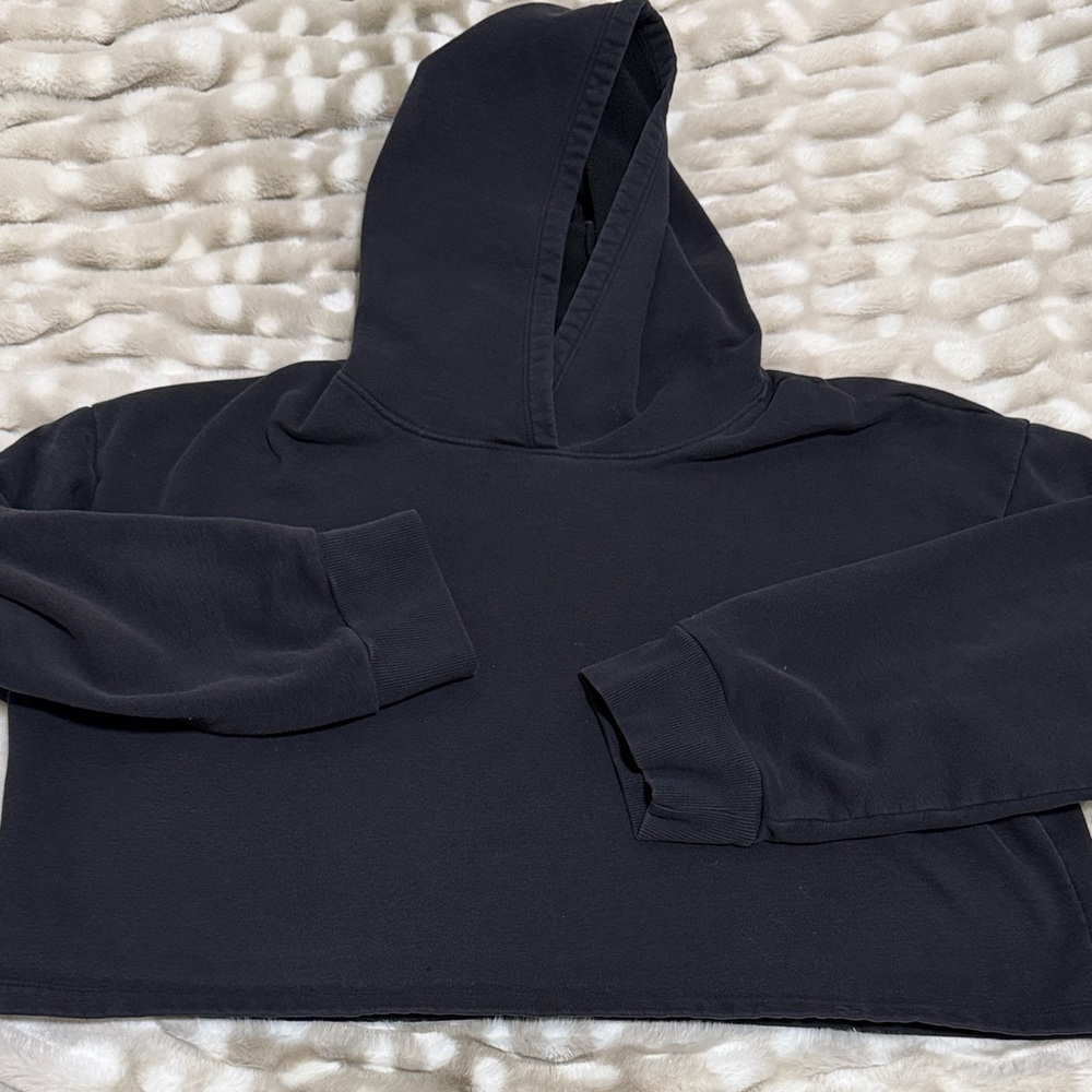 Beyond Yoga Black crop Hoodie